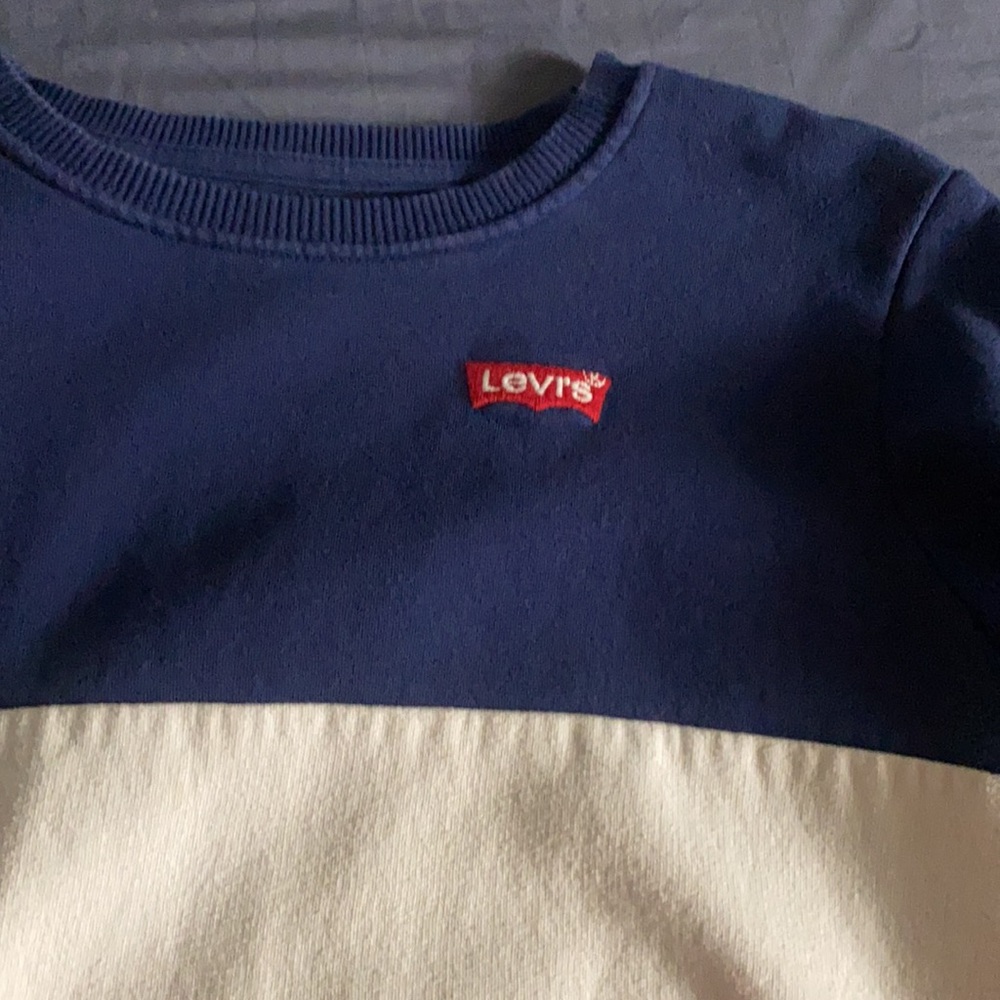 Levi’s - Picture 3 of 4